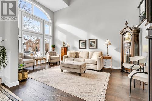 4397 Latimer Crescent, Burlington, ON - Indoor Photo Showing Living Room