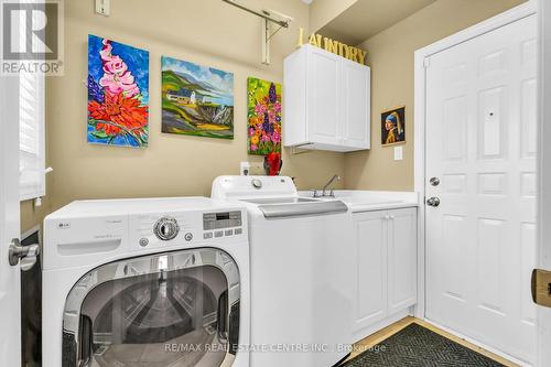 4397 Latimer Crescent, Burlington, ON - Indoor Photo Showing Laundry Room