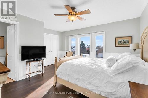 4397 Latimer Crescent, Burlington, ON - Indoor Photo Showing Bedroom