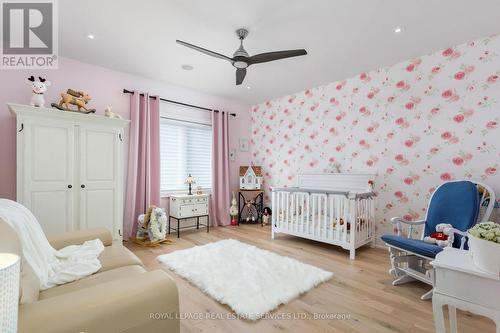 212 Pine Cove Road, Burlington, ON - Indoor Photo Showing Bedroom