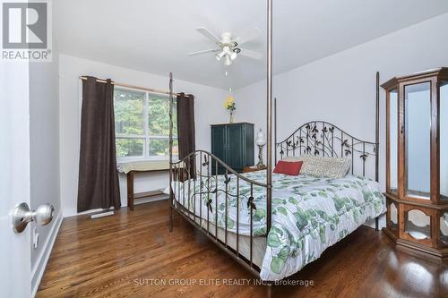 1238 Claredale Road, Mississauga, ON - Indoor Photo Showing Bedroom