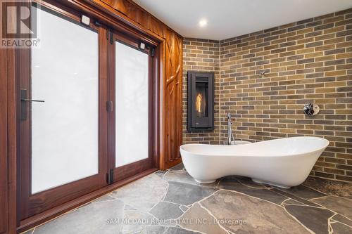 1691 Sunnycove Drive, Mississauga, ON - Indoor Photo Showing Bathroom