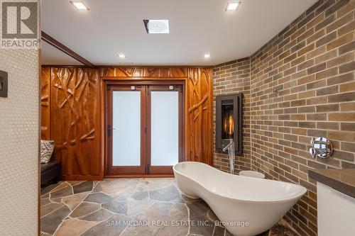 1691 Sunnycove Drive, Mississauga, ON - Indoor Photo Showing Bathroom