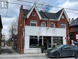 254 LOCKE STREET S  Hamilton, ON L8P 4B9