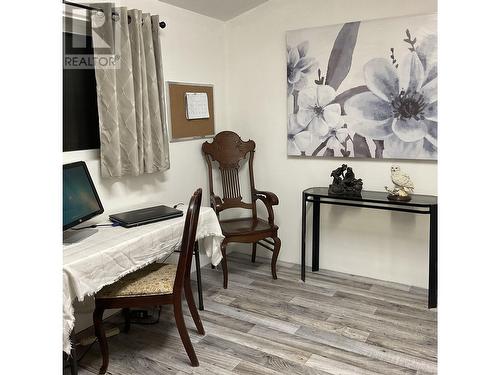 5793 Little Fort 24 Highway, 100 Mile House, BC - Indoor