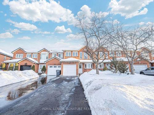 554 Galaxy Crt, Mississauga, ON - Outdoor With Facade