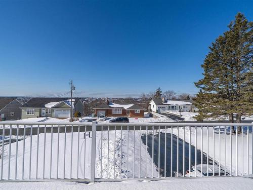 5 Alpine Drive, Dartmouth, NS 