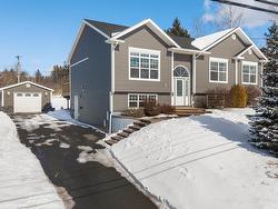 225 Birchview Crescent  New Glasgow, NS B2H 5T6