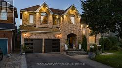 1458 SAMUELSON CIRCLE  Mississauga, ON L5N 7Z1