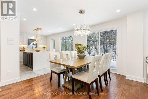 1135 Greenoaks Drive, Mississauga, ON - Indoor Photo Showing Dining Room