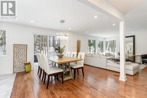 1135 Greenoaks Drive, Mississauga, ON - Indoor Photo Showing Dining Room