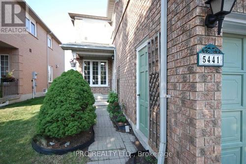 5441 Palmerston Crescent, Mississauga, ON - Outdoor