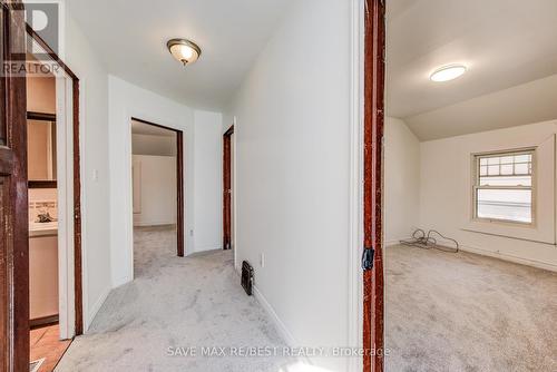 285 Courtland Avenue E, Kitchener, ON - Indoor Photo Showing Other Room