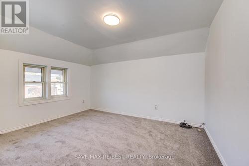 285 Courtland Avenue E, Kitchener, ON - Indoor Photo Showing Other Room