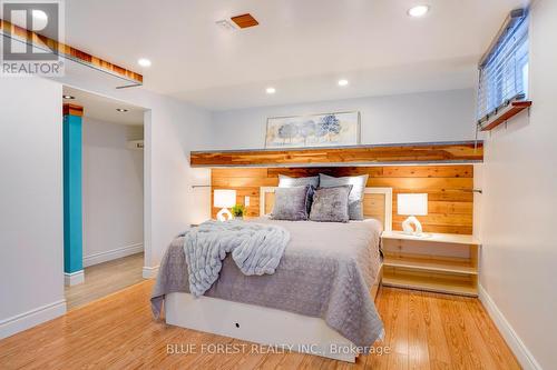 574 Oakridge Drive, London, ON - Indoor Photo Showing Bedroom