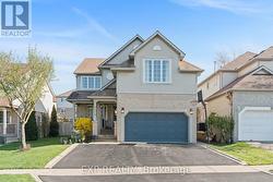 2906 PEACOCK DRIVE  Mississauga, ON L5M 5S2