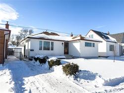 776 Polson AVE  Winnipeg, MB R2X 1M2