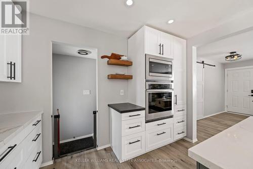 370 Ferndale Avenue, London, ON - Indoor Photo Showing Kitchen