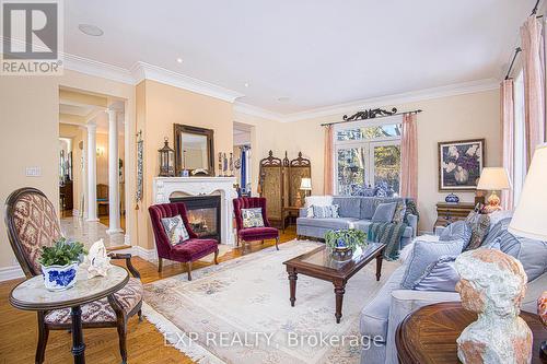 133 Balmoral Place, Ottawa, ON - Indoor Photo Showing Living Room With Fireplace