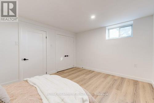 5470 Randolph Crescent, Burlington, ON - Indoor Photo Showing Other Room