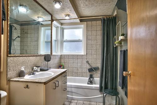 Bathroom - 701 Rue Principale, Saint-Sébastien, QC - Indoor Photo Showing Bathroom