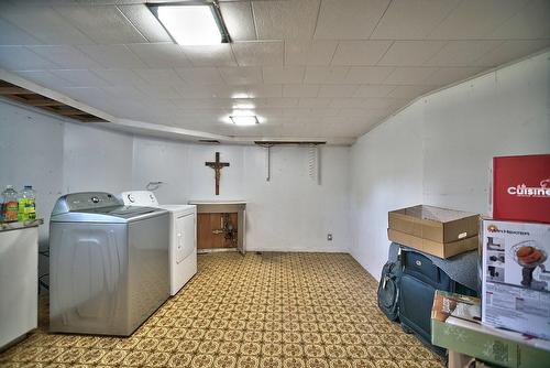 Laundry room - 701 Rue Principale, Saint-Sébastien, QC - Indoor Photo Showing Laundry Room