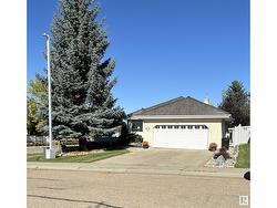 1003 CARTER CREST RD NW  Edmonton, AB T6R 2K1