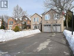 2169 MYSTIC COURT  Burlington, ON L7M 3Y7