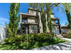 #10 9856 83 AV NW  Edmonton, AB T6E 0B5