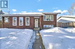 402B GARDINER PLACE  Saskatoon, SK S7N 2S9