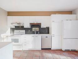 Kitchen - 