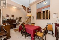 Dining room with High ceilings - 