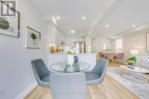 3279 Carabella Way, Mississauga, ON - Indoor Photo Showing Dining Room