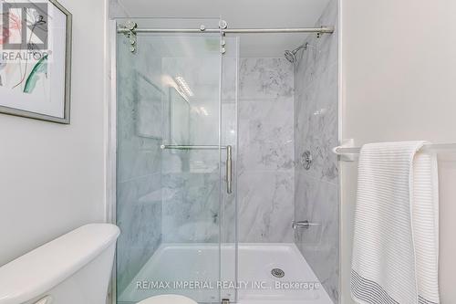 3279 Carabella Way, Mississauga, ON - Indoor Photo Showing Bathroom