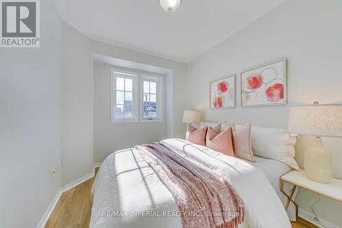 3279 Carabella Way, Mississauga, ON - Indoor Photo Showing Bedroom