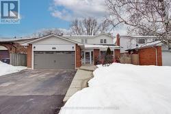 862 KOWAL DRIVE  Mississauga, ON L5H 3T4