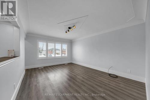 8 Shynal Avenue, Hamilton, ON - Indoor Photo Showing Other Room