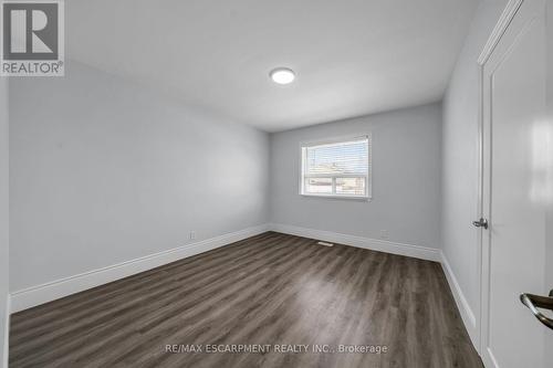 8 Shynal Avenue, Hamilton, ON - Indoor Photo Showing Other Room