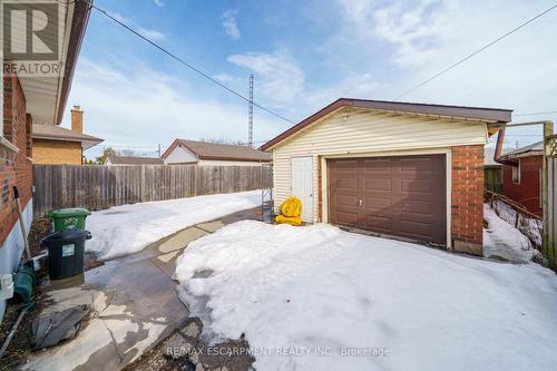 8 Shynal Avenue, Hamilton, ON - Outdoor