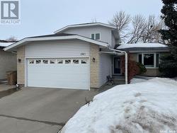 5967 Steele CRESCENT  Regina, SK S4X 4B1