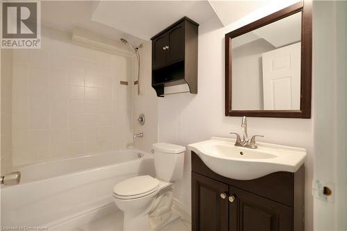 57 Max Becker Drive, Kitchener, ON - Indoor Photo Showing Bathroom