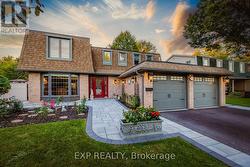 6736 BARRISDALE DRIVE  Mississauga, ON L5N 2H4