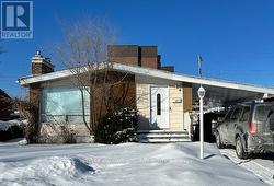 1035 CONNERY AVENUE  Ottawa, ON K1G 2N9