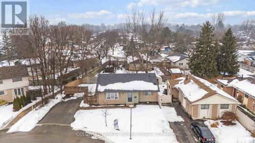 28 Seaforth Court, London, ON - Outdoor