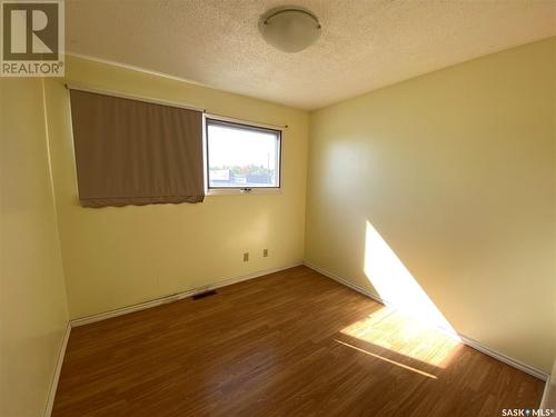 113 1St Avenue W, Kindersley, SK 