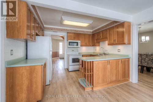 16 Beasley Crescent, Cambridge, ON - Indoor Photo Showing Kitchen With Double Sink