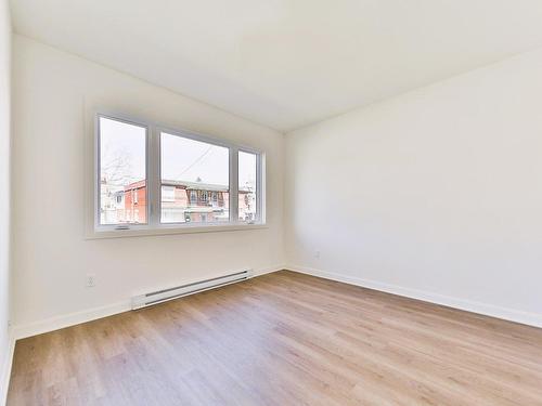 Master bedroom - 182 Rue Ste-Catherine, Longueuil (Le Vieux-Longueuil), QC - Indoor Photo Showing Other Room