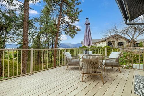 4040 Casorso Road, Kelowna, BC - Outdoor With Deck Patio Veranda