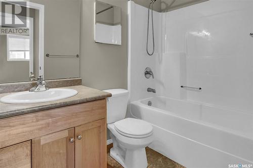 51 2801 Windsor Park Road, Regina, SK - Indoor Photo Showing Bathroom