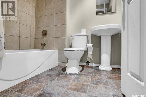 51 2801 Windsor Park Road, Regina, SK - Indoor Photo Showing Bathroom